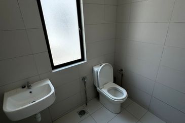 Austin Residence @Taman Mount Austin