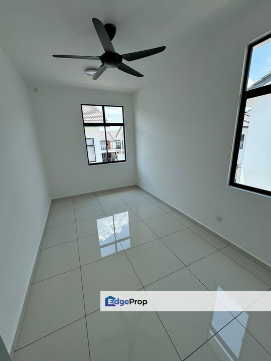 Mount Austin , Johor, Johor Bahru