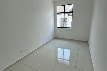 Austin Residence @Taman Mount Austin