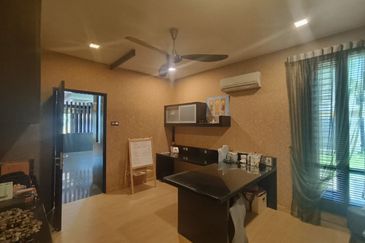 Austin Residence @Taman Mount Austin