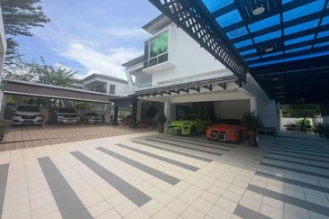 Jalan Setia Tropika 15