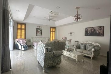 Jalan Setia Tropika 15