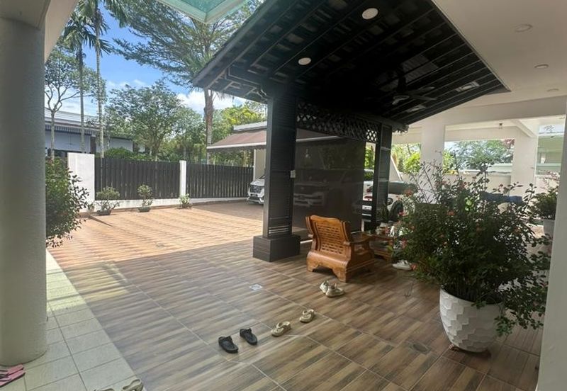 Jalan Setia Tropika 15