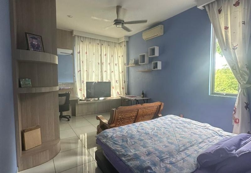 Jalan Setia Tropika 15