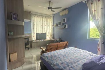 Jalan Setia Tropika 15