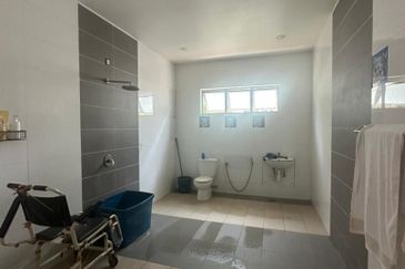 Jalan Setia Tropika 15