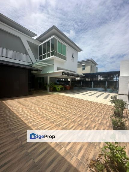 Setia Tropika , Johor, Setia Tropika