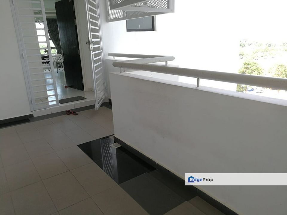 Sky View, Johor, Bukit Indah