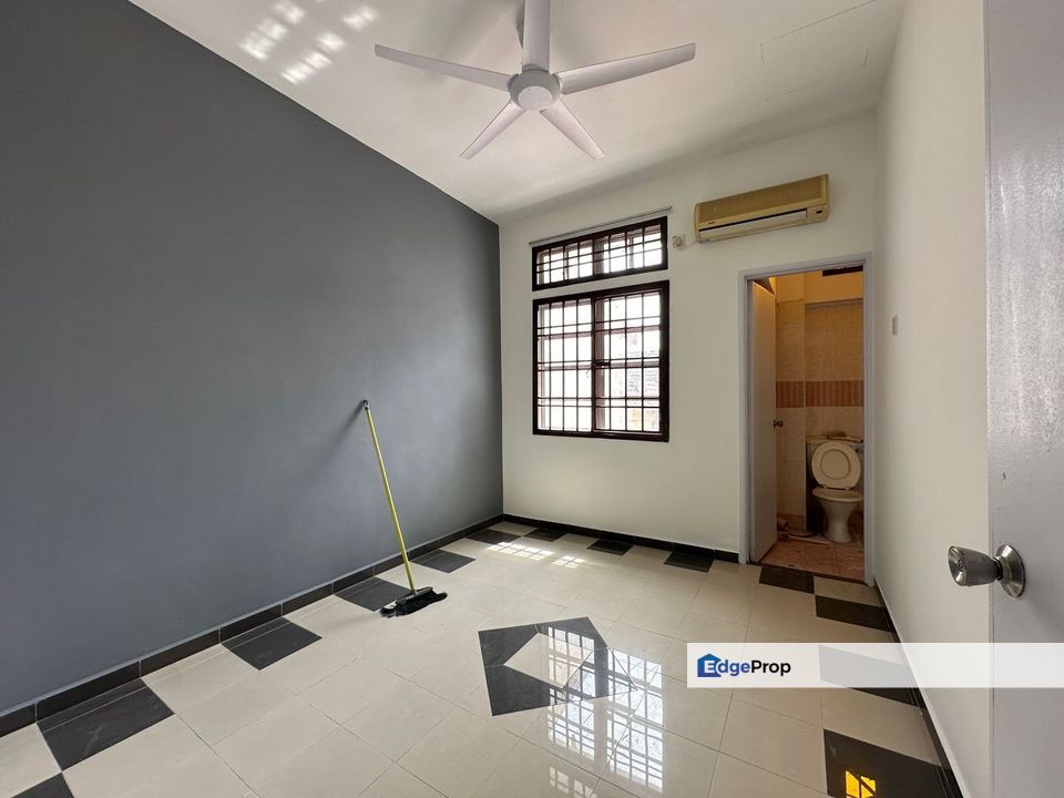 Taman Bukit Dahlia , Johor, Pasir Gudang