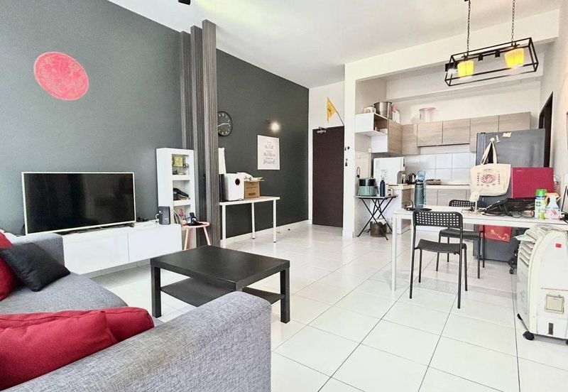 Seri Austin Luxury Apartment