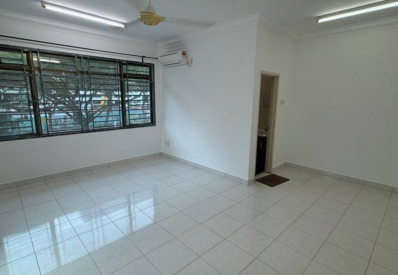 Austin Residence @Taman Mount Austin