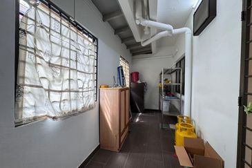 Austin Residence @Taman Mount Austin