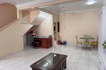 Austin Residence @Taman Mount Austin