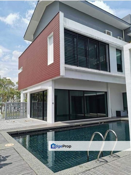 East Ledang, Johor, Nusajaya