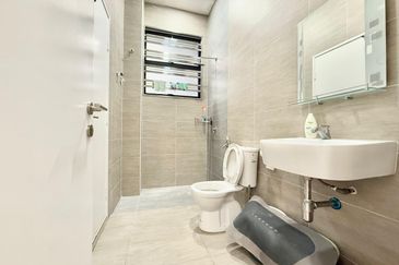 Plenitube Harp @ Taman Desa Tebrau