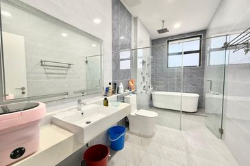 Plenitube Harp @ Taman Desa Tebrau