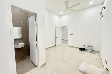 Plenitube Harp @ Taman Desa Tebrau