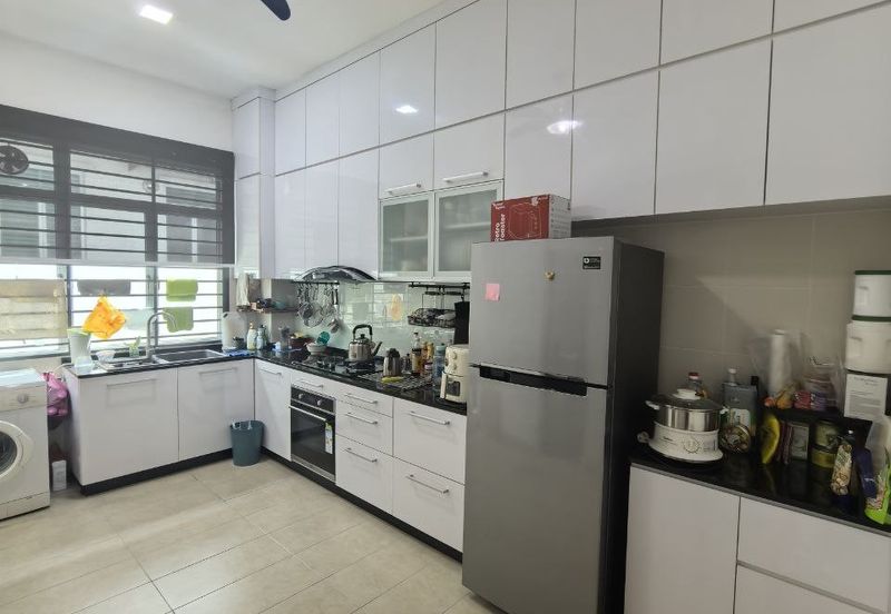 Austin Residence @Taman Mount Austin