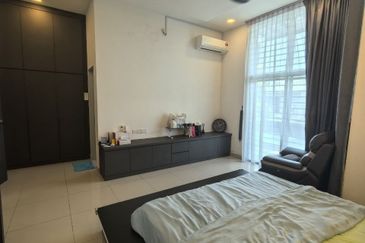 Austin Residence @Taman Mount Austin