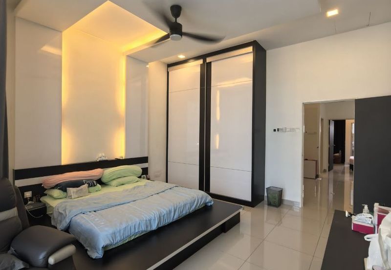 Austin Residence @Taman Mount Austin