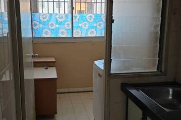 Prima Regency (Dorchester Court)