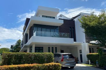 The Straits View Residences