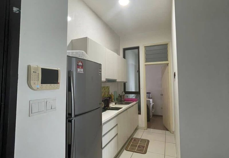 D'Summit Residences @ Kempas Utama