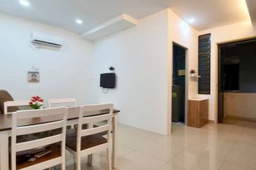 Palazio ( Pangsapuri Mayland Austin )