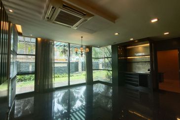 Taman Austin Perdana