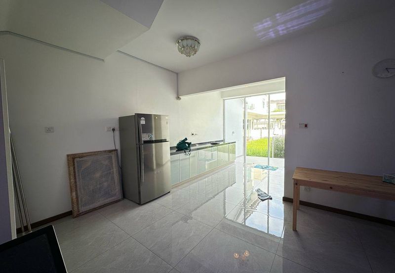 Isola Villa @ Senibong Cove