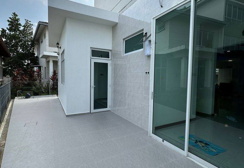 Isola Villa @ Senibong Cove