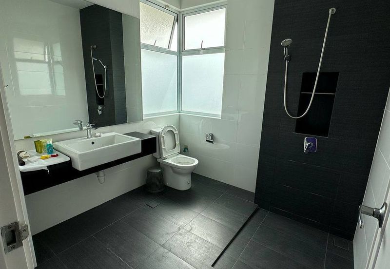 Isola Villa @ Senibong Cove