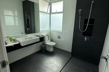 Isola Villa @ Senibong Cove