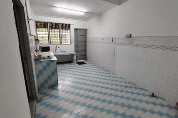 PASIR PUTEH/PENGKALAN