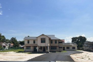 Jalan Sultan Nazrin Shah