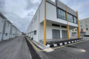 Pengkalan Station 18