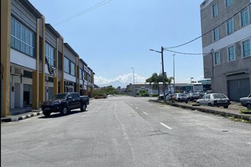 Pengkalan Station 18