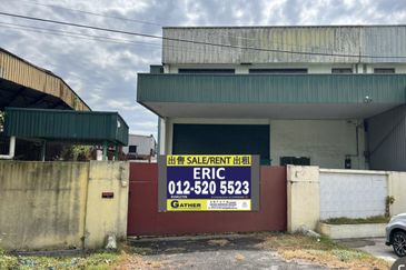 Factory lot at Chandran Raya Industry Menglembu