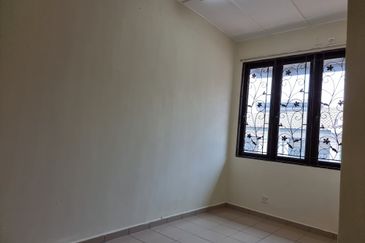 Taman Saujana Puchong