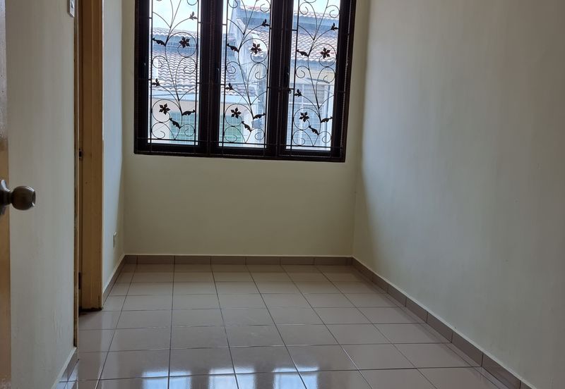 Taman Saujana Puchong