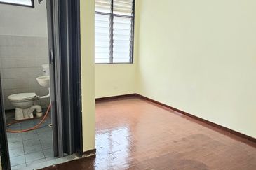 Taman Saujana Puchong