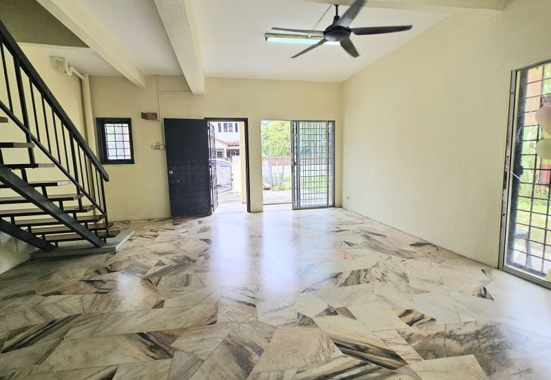 Taman Saujana Puchong