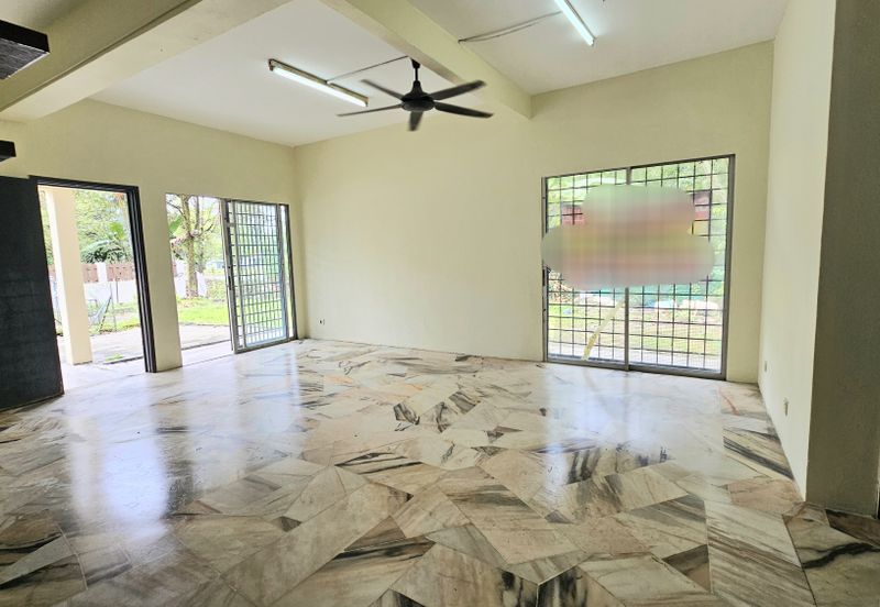 Taman Saujana Puchong