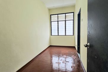 Taman Saujana Puchong