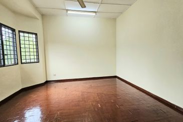 Taman Saujana Puchong