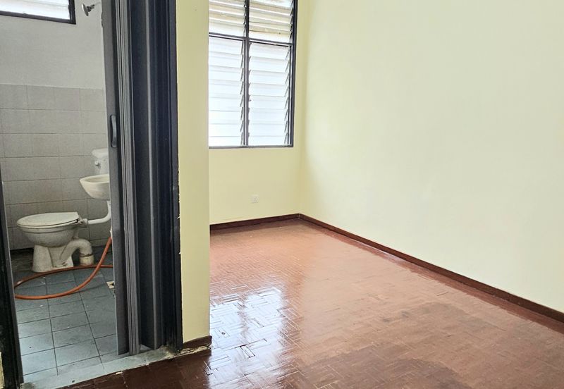 Taman Saujana Puchong