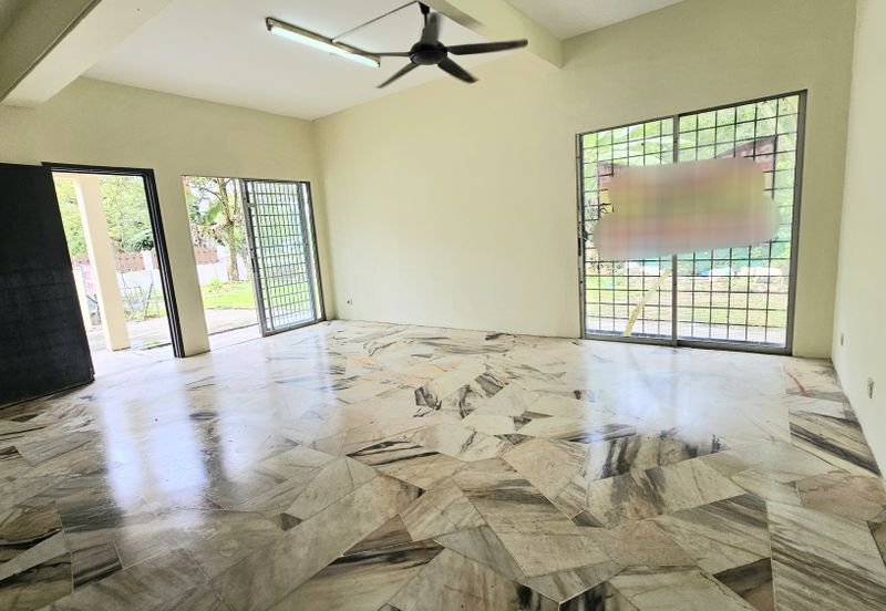 Taman Saujana Puchong