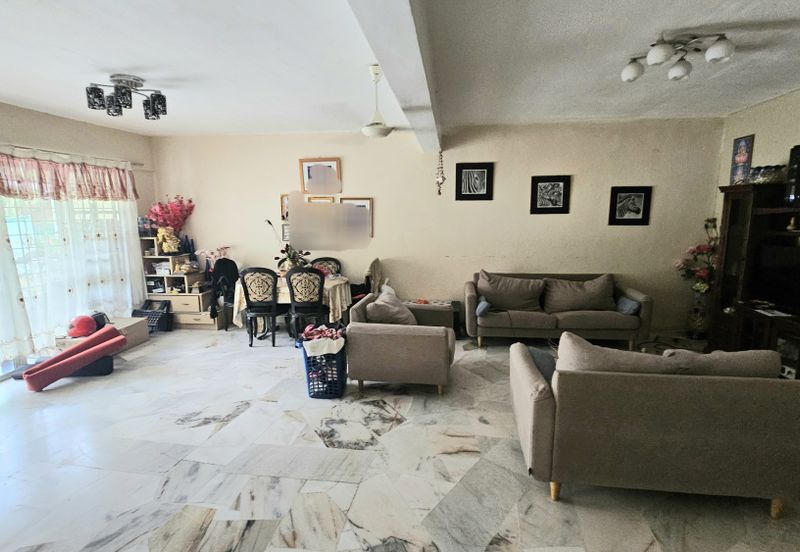 Taman Saujana Puchong