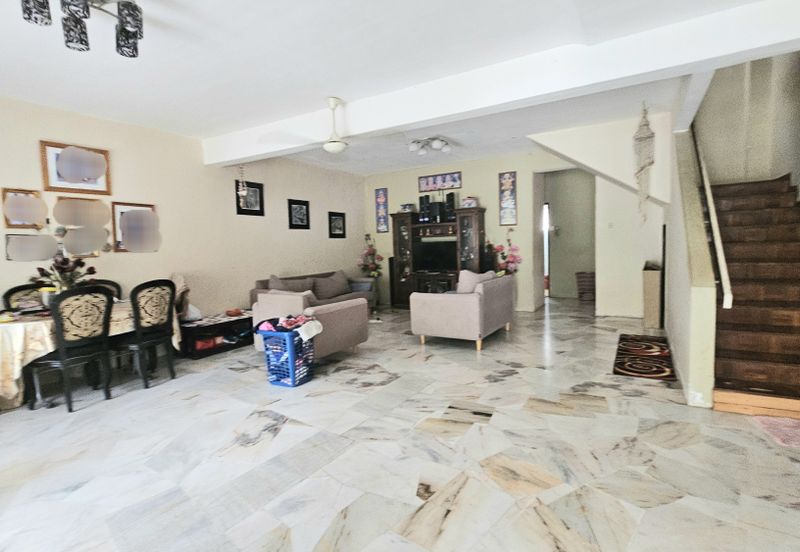 Taman Saujana Puchong