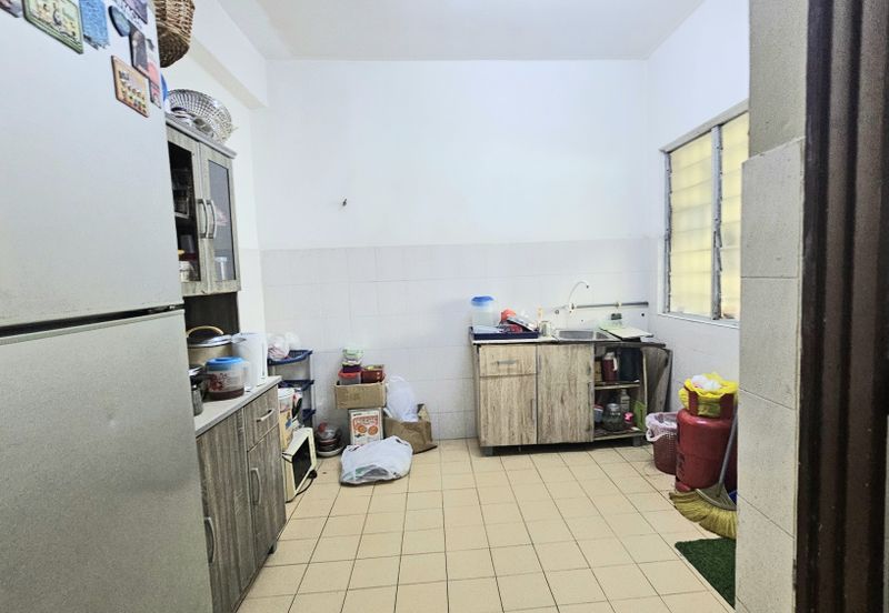 Taman Saujana Puchong